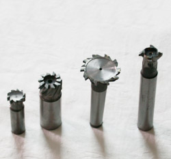 ����Ӳ�|�Ͻ𵶾�